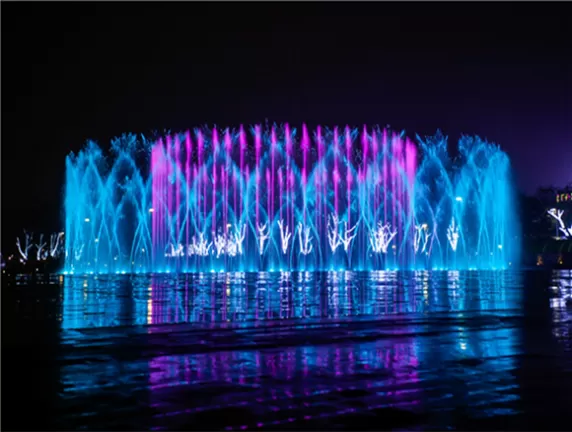 Where is the world's largest musical fountain?