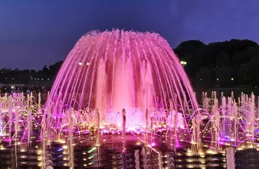 Large Musical Fountain